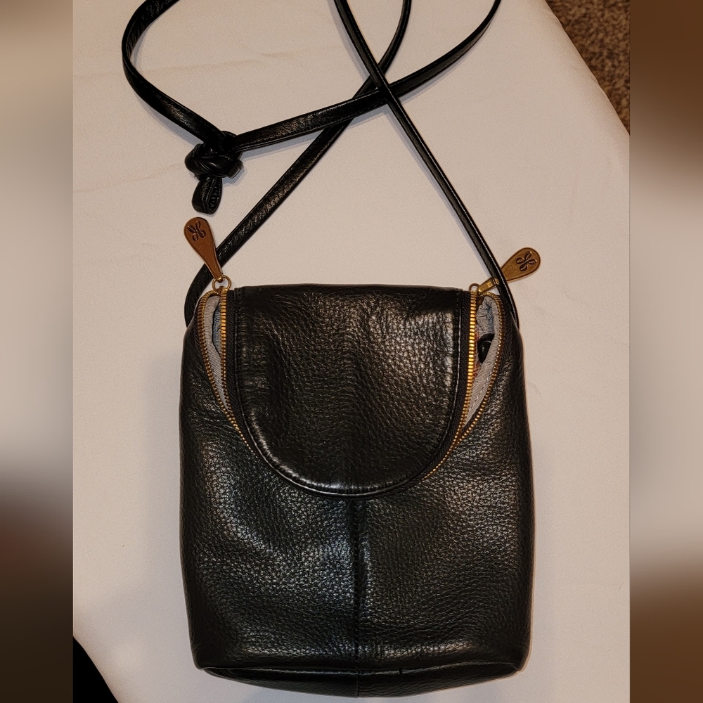 HOBO Black Crossbody Bag with Textured Leather and Zipper Closure